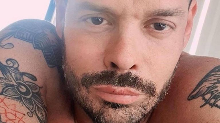 El panelista Mariano Caprarola, quien también pasó por el quirófano de Lotocki, falleció a los 49 años por una insuficiencia renal aguda.