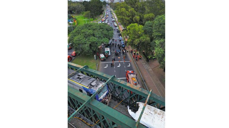 Choque y descarrilamiento del tren San Martín en Palermo 20240511