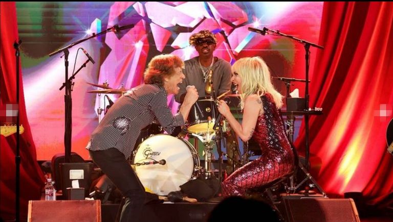 stonesNuevoDIscoOCt2023