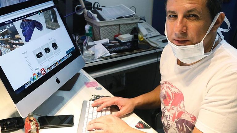 Gustavo Arce, marca de indumentaria Agustino 20200430