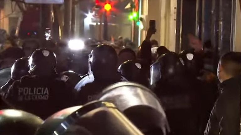 Manifestacines en la casa de Cristina Fernandez 20220822