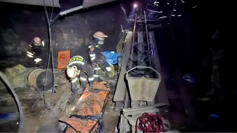 Hallaron muertos a 13 trabajadores que habían sido secuestrados en una mina de oro en Perú 20250504