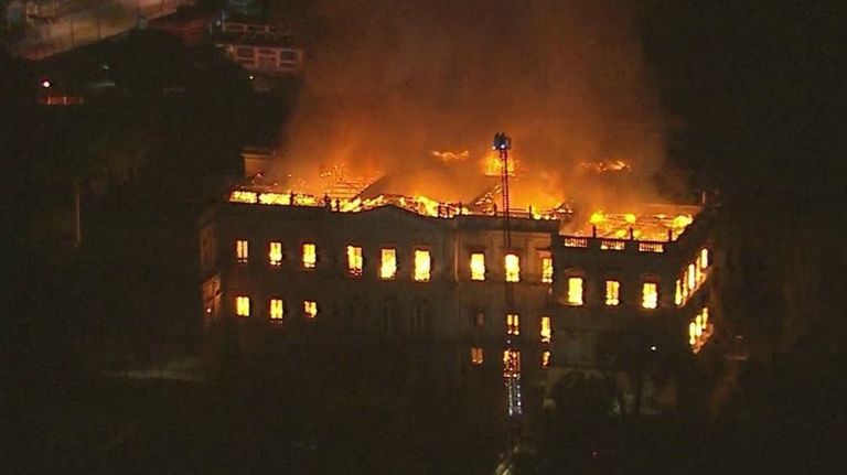 incendio museu rio