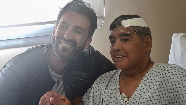 Diego Maradona junto a Leopoldo Luque