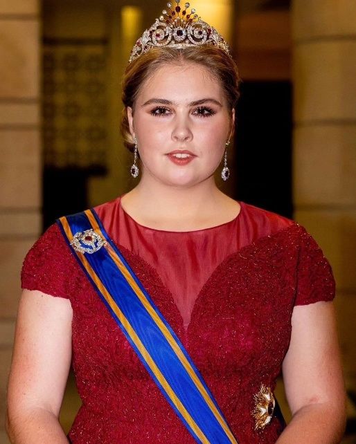 Amalia de Holanda y Elisabeth de Bélgica debutaron como futuras reinas en Jordania