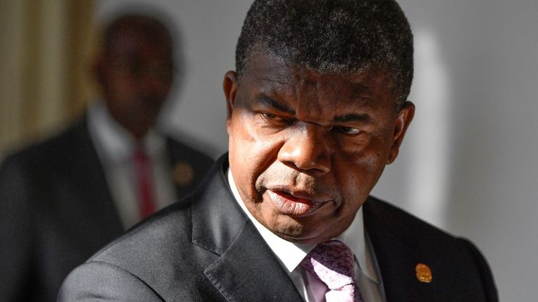 eduardo dos santos angola
