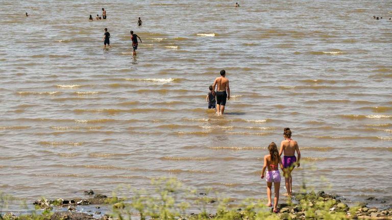 Ola de calor en Argentina-20211101