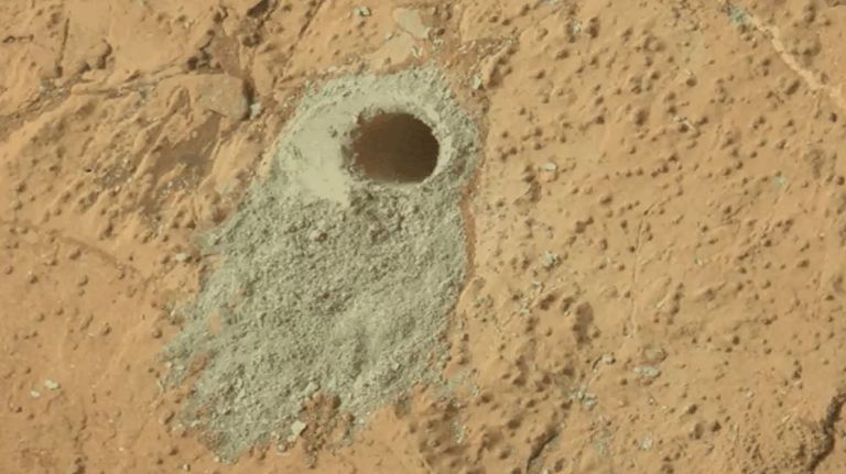 Científicos de la NASA hallaron compuestos orgánicos en Marte y conjeturaron sobre la presencia de “vida pasada”