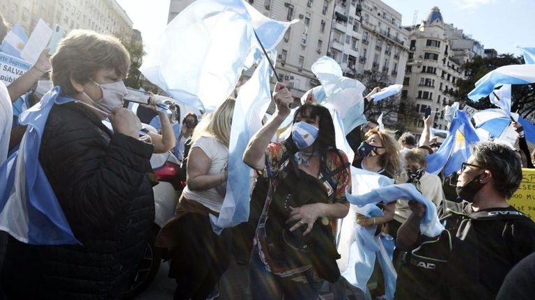 12-O Banderazo 20201012