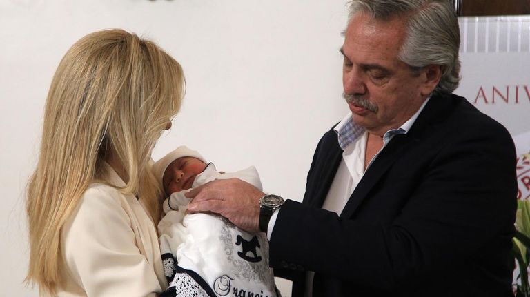 Declaraciones del presidente y la primera dama tras el nacimiento de su hijo Francisco 20220414
