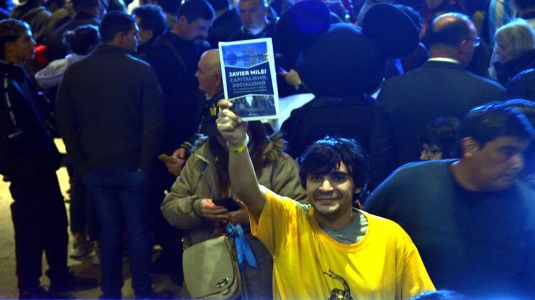 Luna Park presentación del libro de Javier Milei