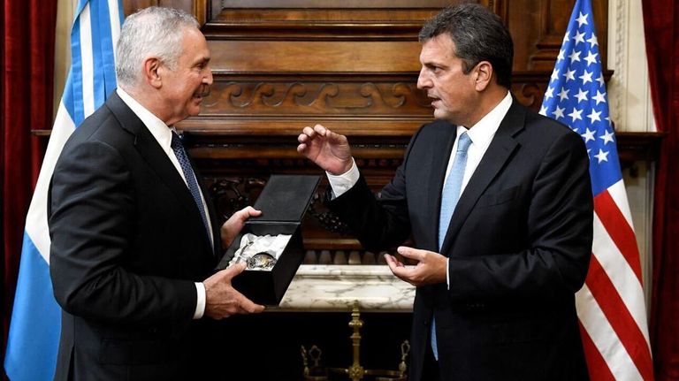 Massa y Stanley 20220407