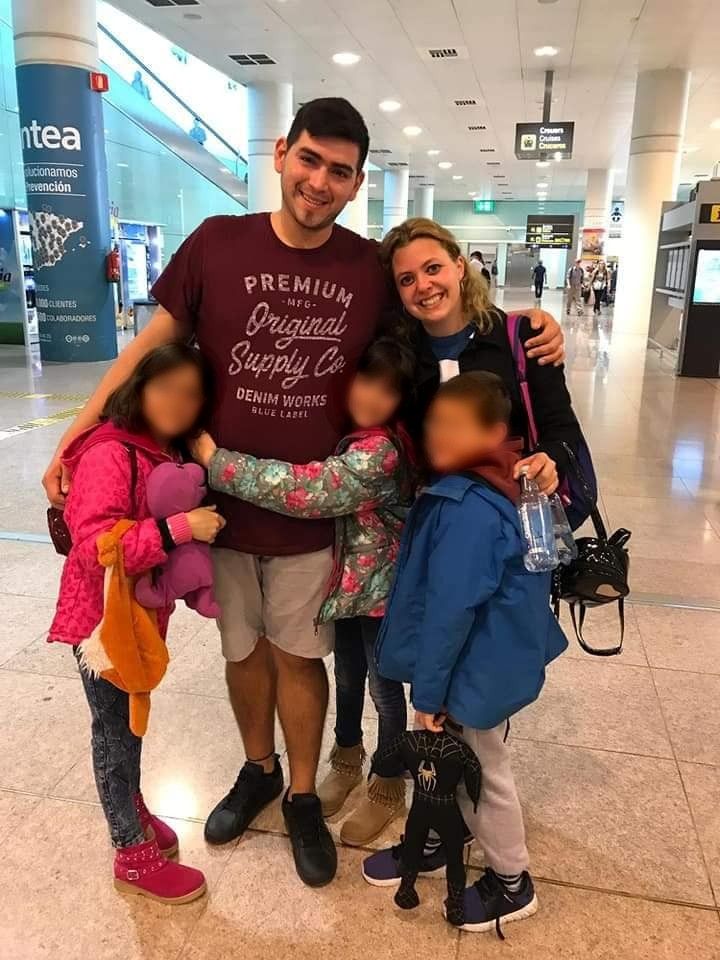 Gemelas Alana y Leila 20230224
