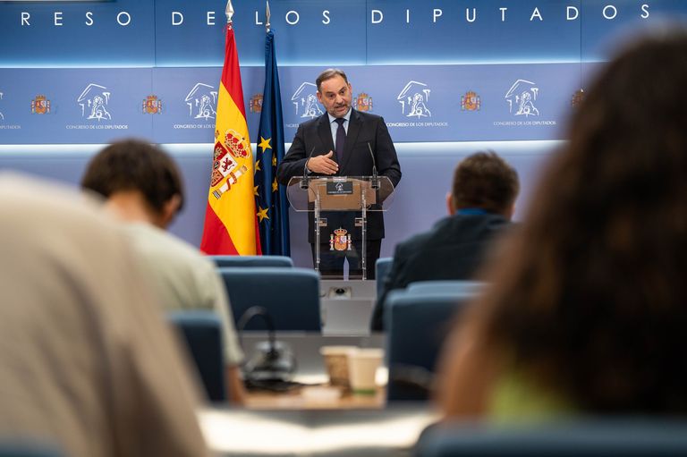 El diputado del Grupo Mixto José Luis Ábalos