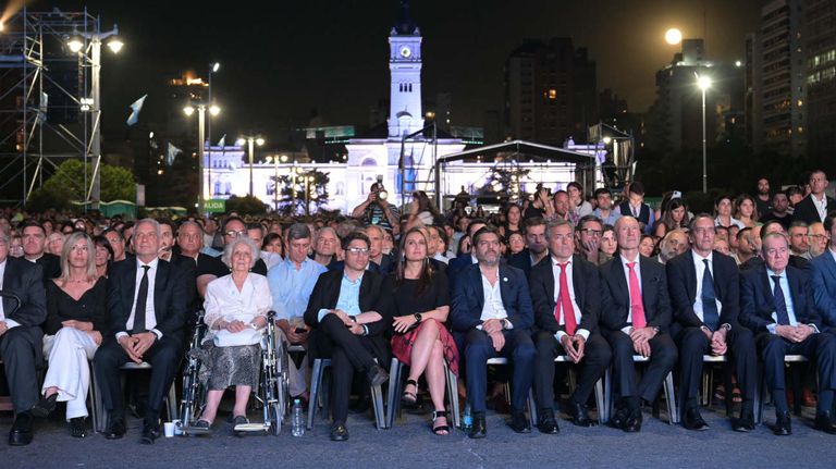 2024 11 15 Catedral La Plata Iluminacion