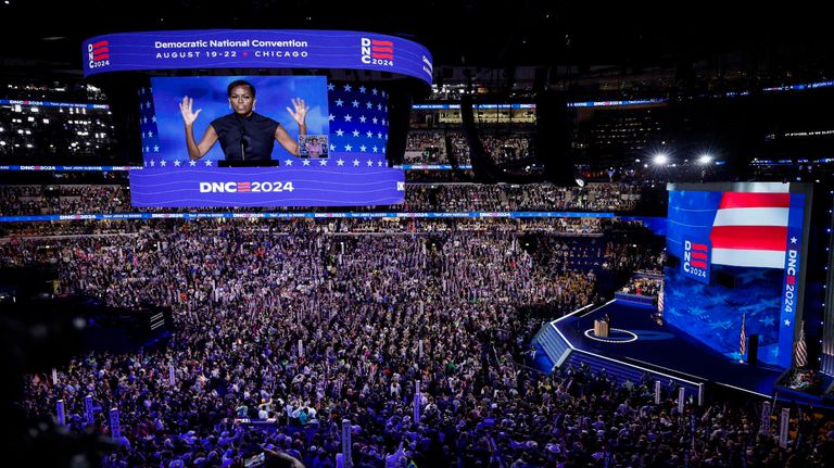 Michelle Obama y Barack Obama en la Convención Nacional Demócrata