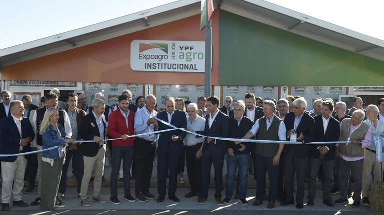 Corte de cintas en Expoagro