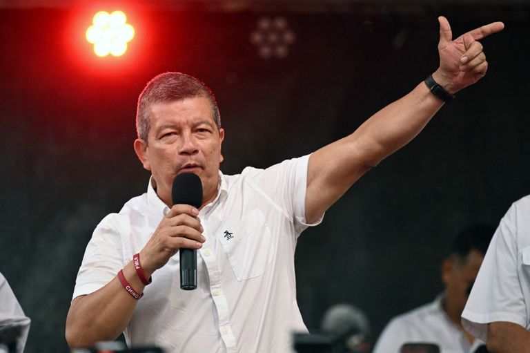 Manuel Flores