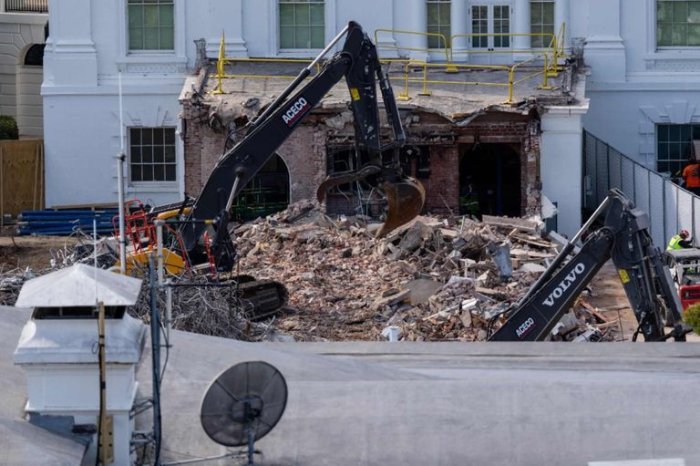 demolicionCasaBlanca2025