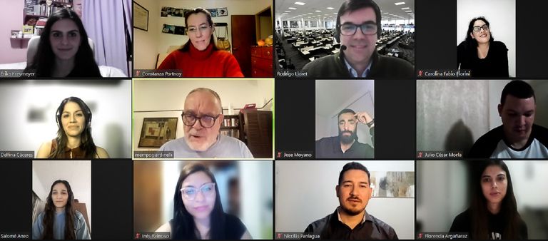 Mempo Giardinelli con estudiantes en el Ciclo de Entrevistas del Posgrado en Periodismo de Investigación Perfil USAL
