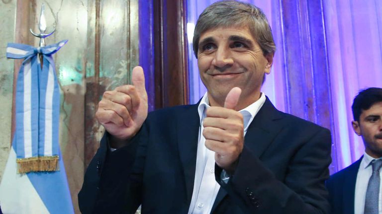 Luis Caputo 20231123