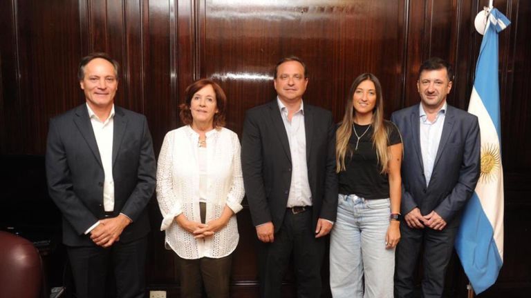 senadores