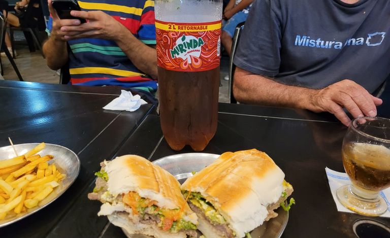 Sánguches de milanesa