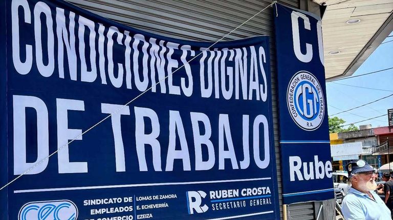 Cierre de sucursal de Frávega en Temperley 19112025