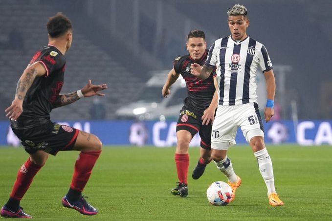 Talleres-Barracas Central