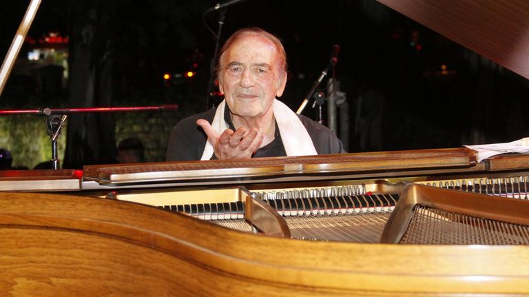 Miguel Angel Estrella 20220407