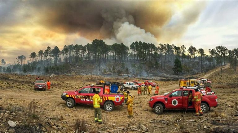 Combate del fuego y los incendios 20201113