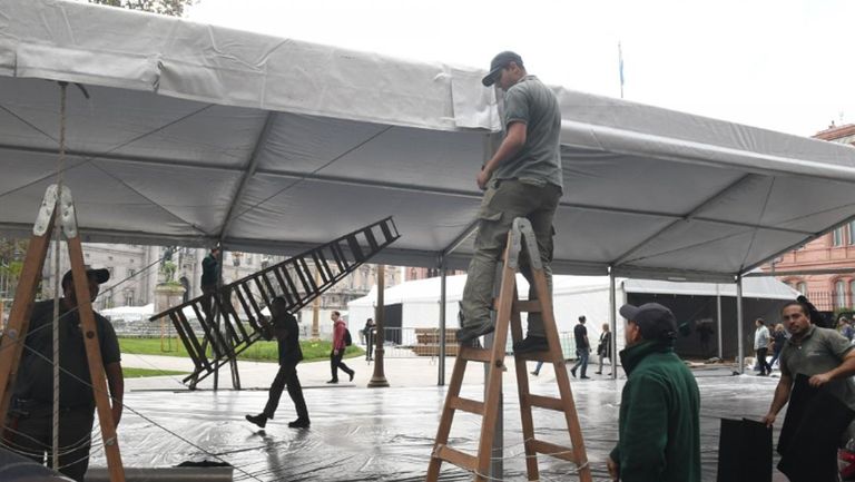 Acto en Plaza de Mayo preparativos 20230523
