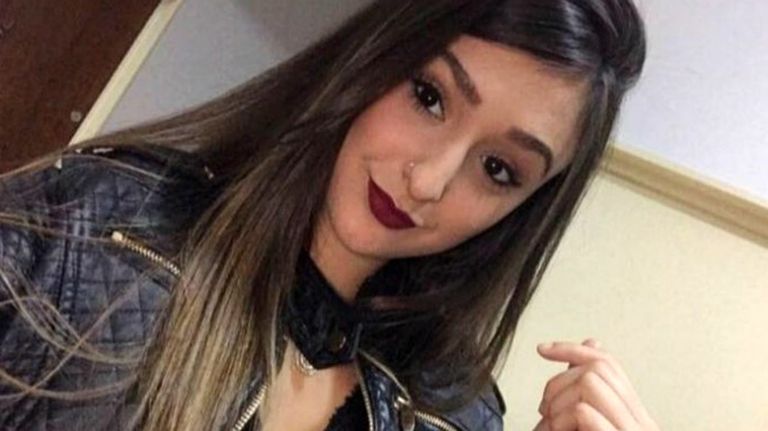 Ana Karolina Fernandez, la joven brasileña cuya muerte investigan en un edificio de Retiro.