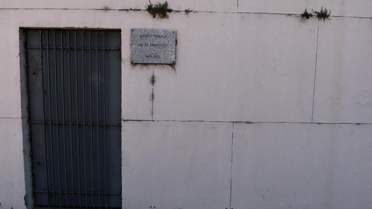 Obelisco deteriorado 20201110