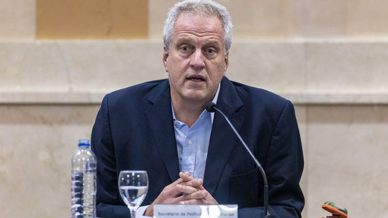 ministro de Educacion 20211130