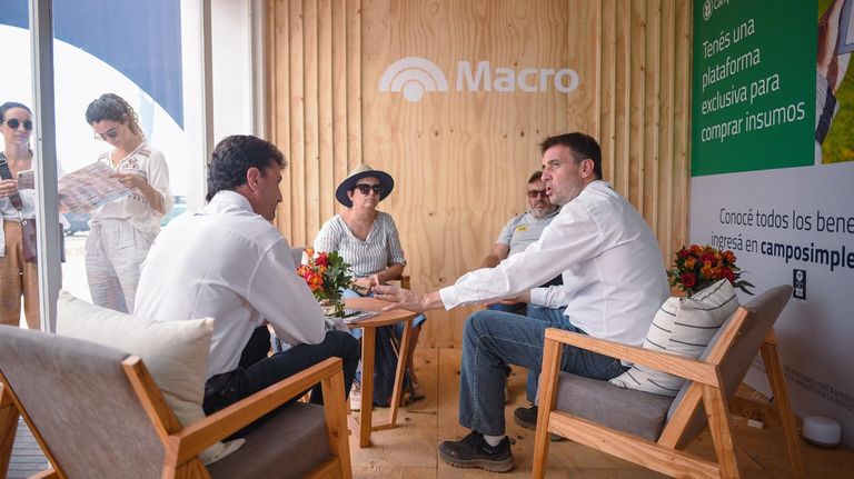 BANCO MACRO |||