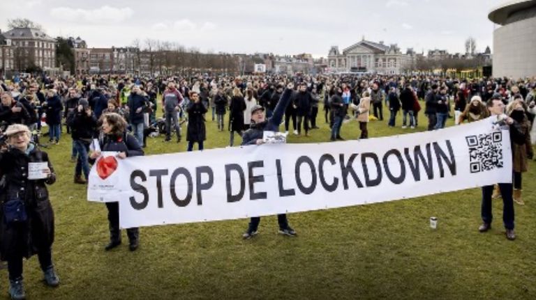 amsterdamDisturbios2021
