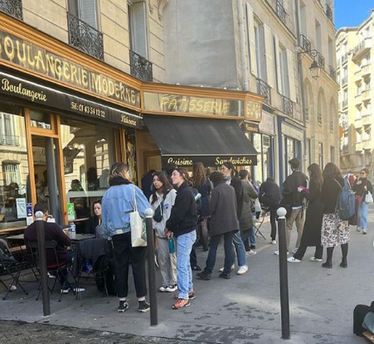 La panadería de la serie “Emily en París”