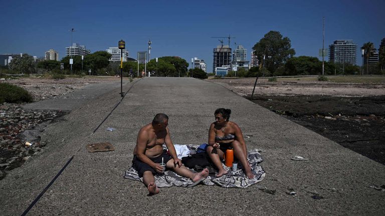 Ola de calor en Argentina 20230309