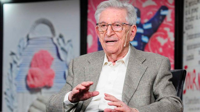 Fontevecchia, Javier Timerman, Abrasha Rotenberg, Miguel Bonasso, José Ignacio López, Roberto García, Fernando Ruiz y Ricardo Alfonsín, recordaron a 'La Opinión', el gran diario de Jacobo Timerman.