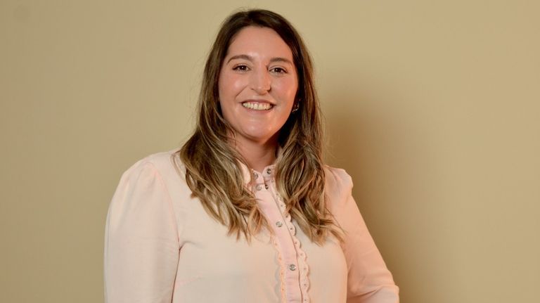 manuela castañeira nuevo mas izquierda g_20210714