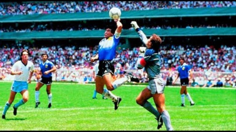 El simbolismo de los dos goles de Maradona ante Inglaterra