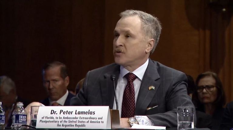 Peter Lamelas, el médico cubano que Trump eligió como embajador en Argentina
