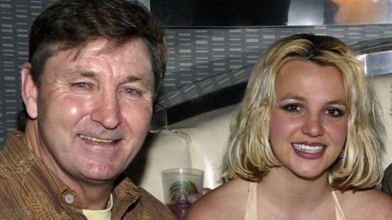 Britney Spears junto a su padre Jamie
