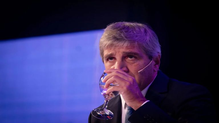 Luis Caputo