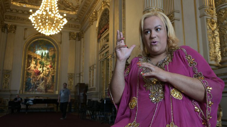 María Castillo de Lima, la primera soprano transexual que brilla en el Teatro Colón