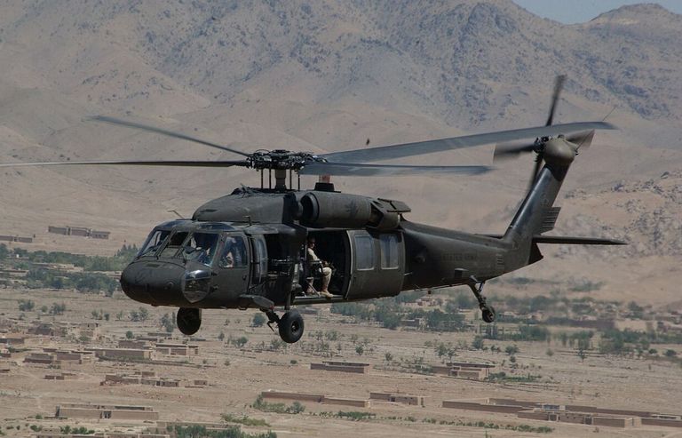 helicóptero Black Hawk