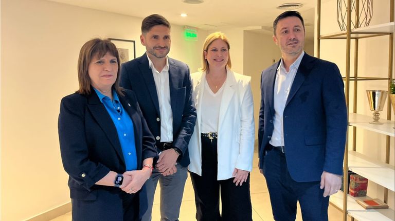 Patricia Bullrich llegó a Santa Fe para apoyar a Maximiliano Pullaro g_20230910