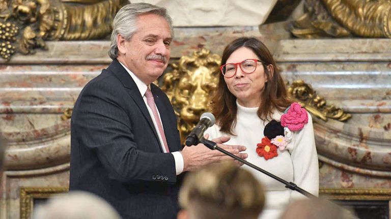 20220710_silvina_batakis_alberto_fernandez_cedoc_g