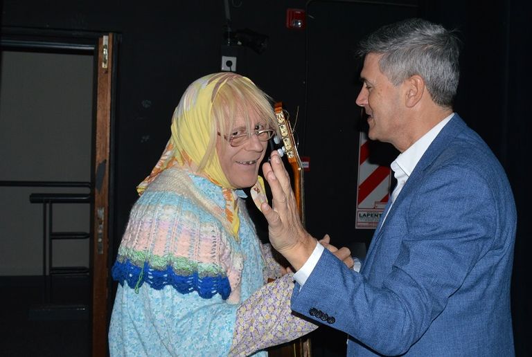 Daniel Passerini junto a Doña Jovita